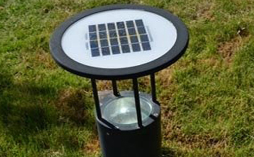 别墅庭院氛围营造：吉木乃草坪灯选型与布光技巧