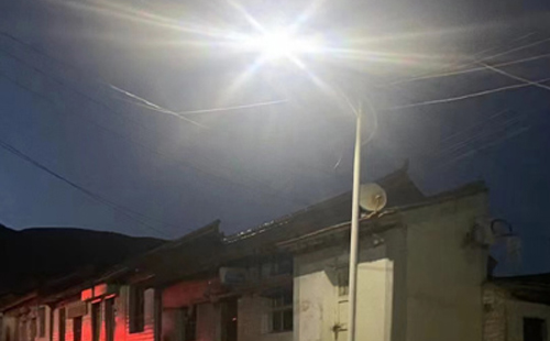 农村院子里最适合的吉木乃太阳能路灯亮度与安装要点 农村院子里最适合的吉木乃太阳能路灯亮度与安装要点